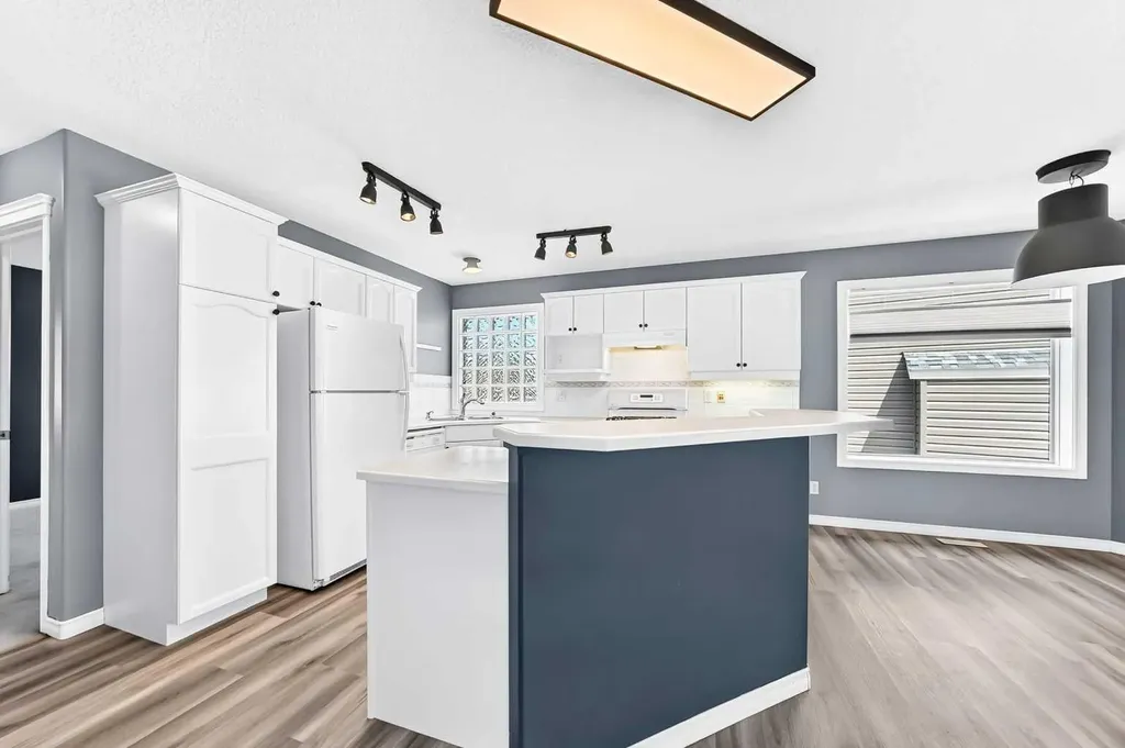 70 Coville Square NE Calgary AB T3K5E4
