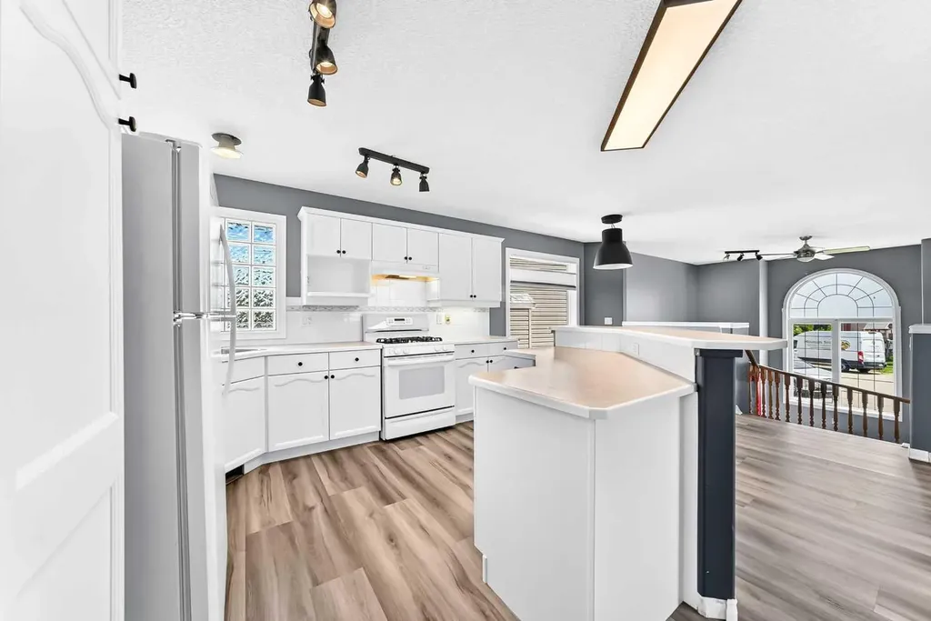 70 Coville Square NE Calgary AB T3K5E4