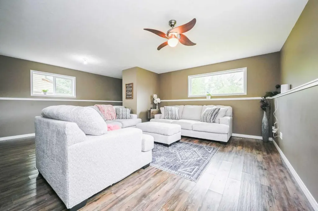 73 Pinnacle Avenue Grande Prairie AB T8W 2V8