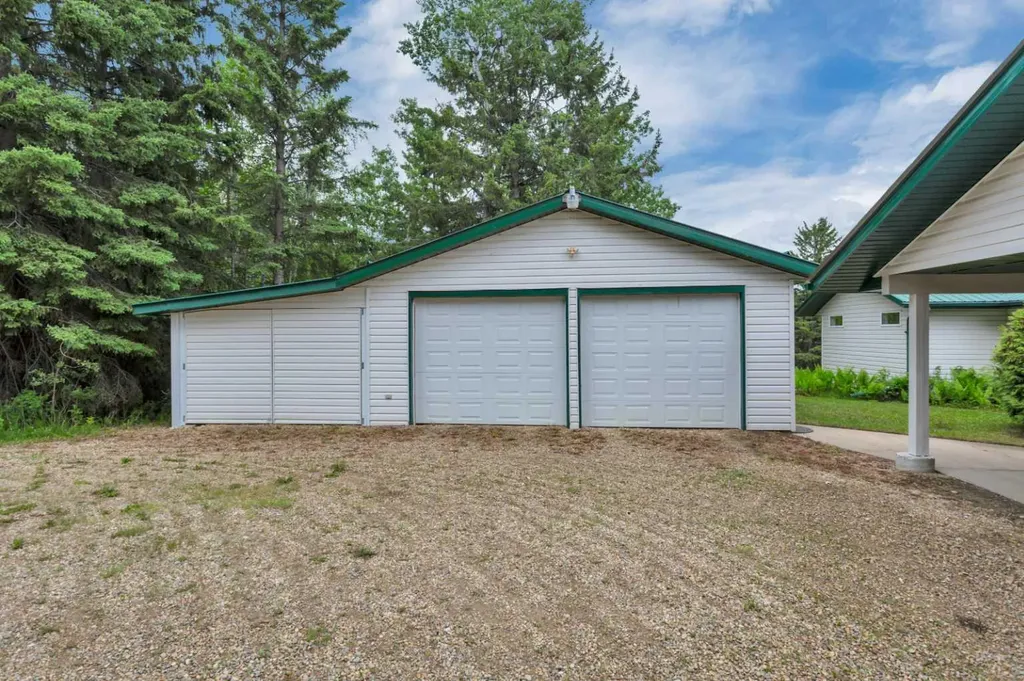 14021 Highway 53 Rural Ponoka County AB T0C 2J0