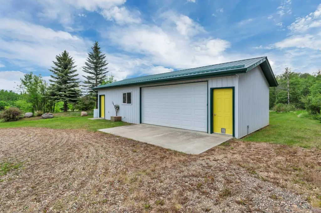 14021 Highway 53 Rural Ponoka County AB T0C 2J0