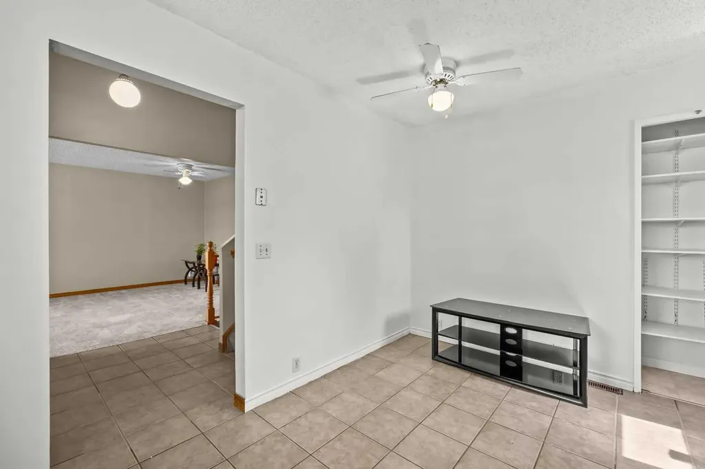 60 Ogmoor Crescent SE Calgary AB T2C2E9