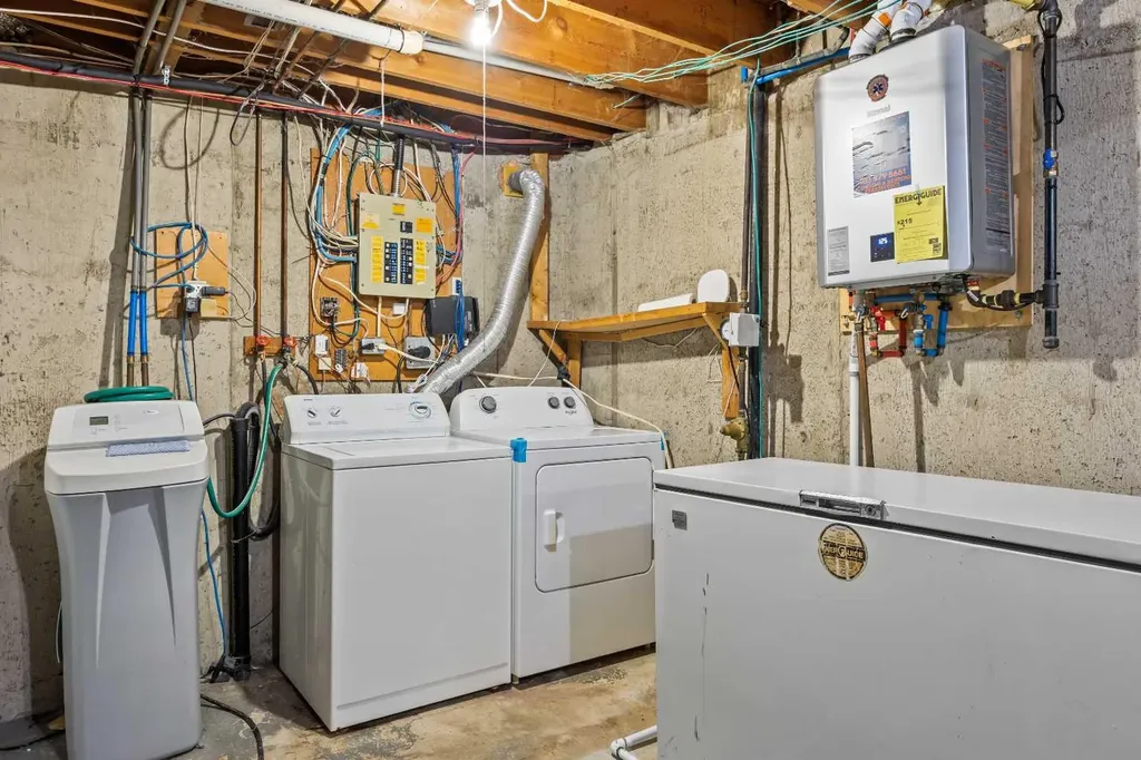 60 Ogmoor Crescent SE Calgary AB T2C2E9