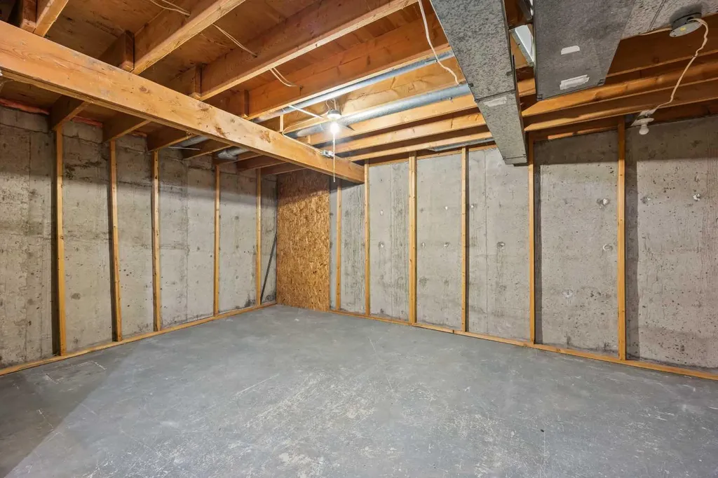 60 Ogmoor Crescent SE Calgary AB T2C2E9