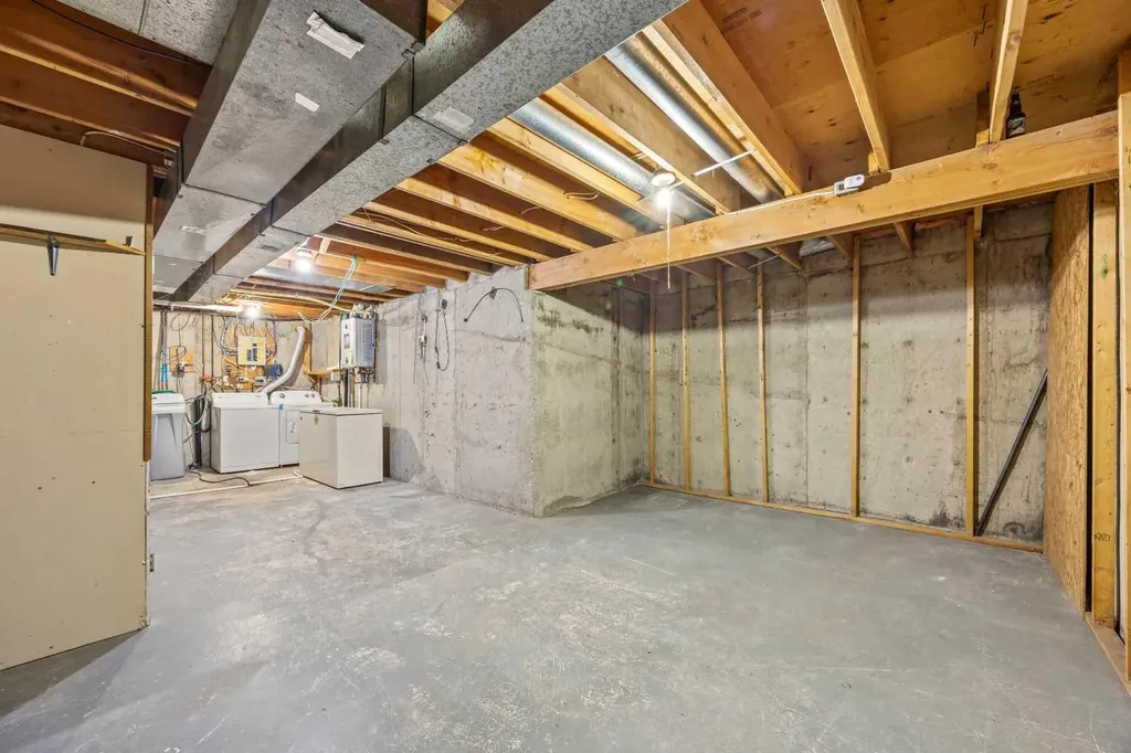 60 Ogmoor Crescent SE Calgary AB T2C2E9