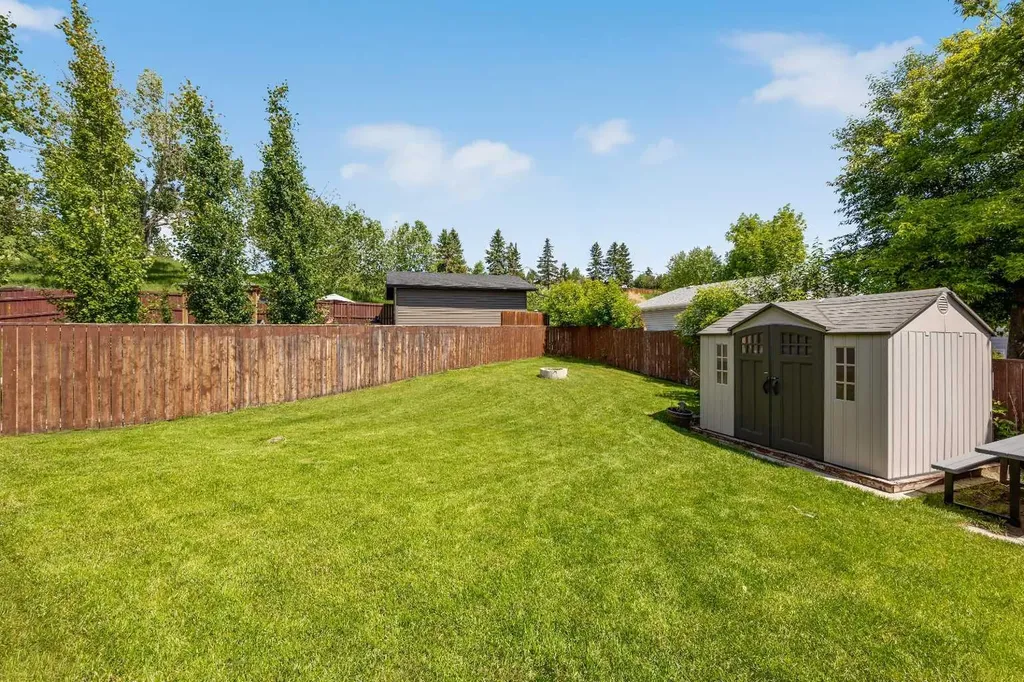 60 Ogmoor Crescent SE Calgary AB T2C2E9