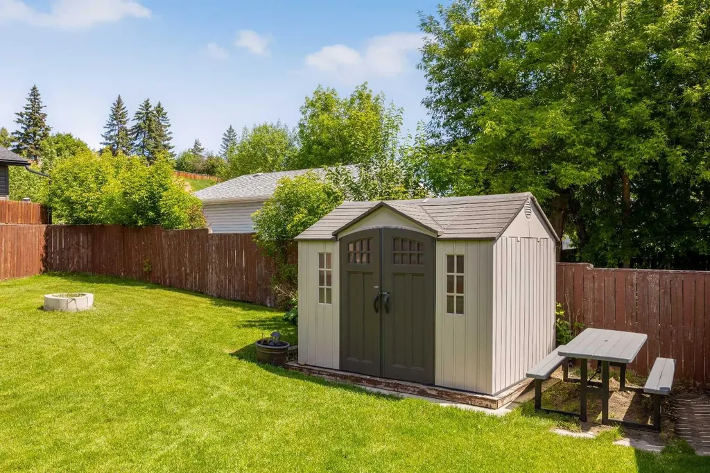 60 Ogmoor Crescent SE Calgary AB T2C2E9