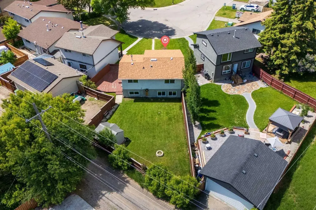 60 Ogmoor Crescent SE Calgary AB T2C2E9