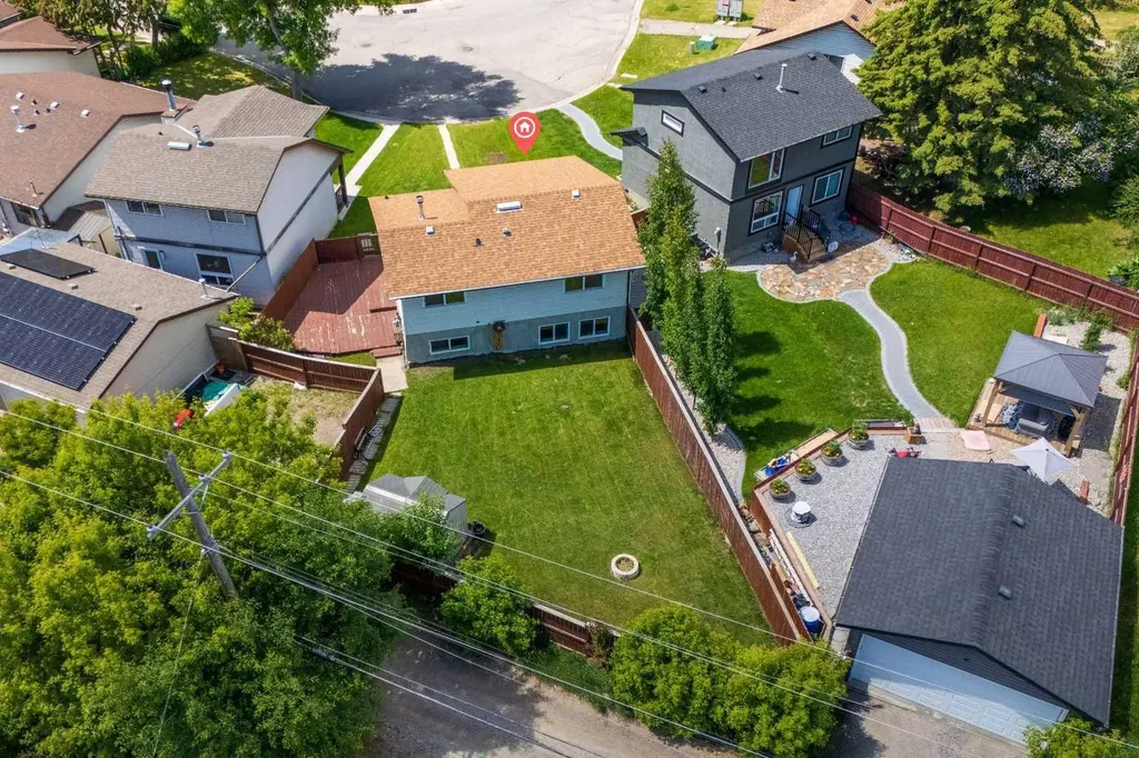 60 Ogmoor Crescent SE Calgary AB T2C2E9