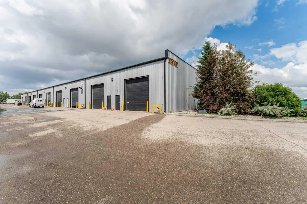 235105 Wrangler Drive SE Rural Rocky View County AB T2P 2G6