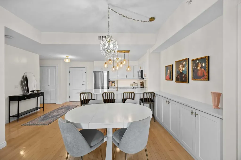 2121 98 Avenue SW Calgary AB T2V 4S6