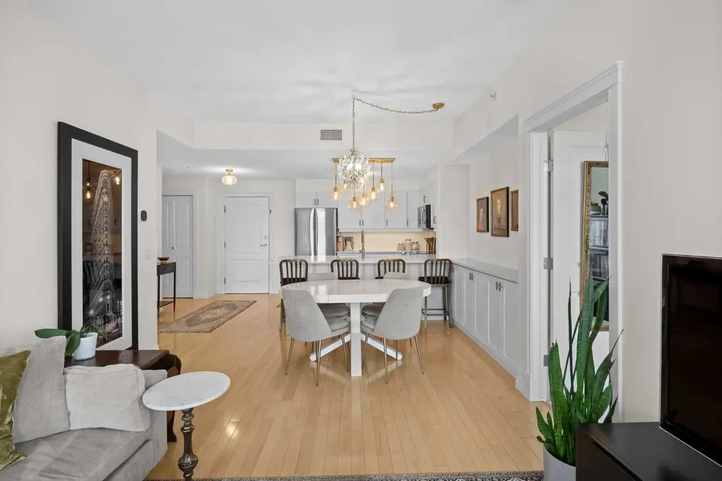 2121 98 Avenue SW Calgary AB T2V 4S6