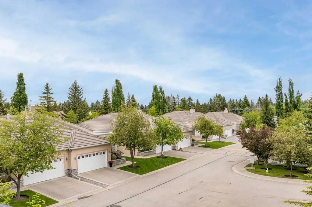 2121 98 Avenue SW Calgary AB T2V 4S6