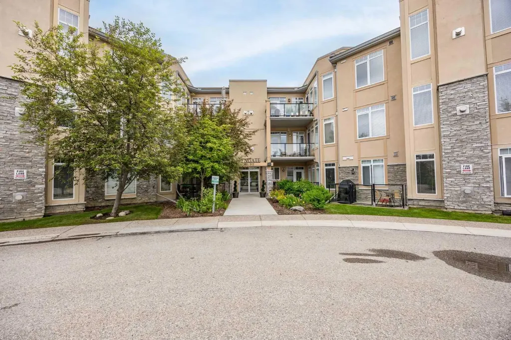 2121 98 Avenue SW Calgary AB T2V 4S6