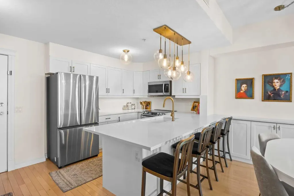 2121 98 Avenue SW Calgary AB T2V 4S6