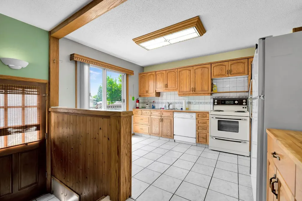 4127 Maryvale Road NE Calgary AB T2A 2T7
