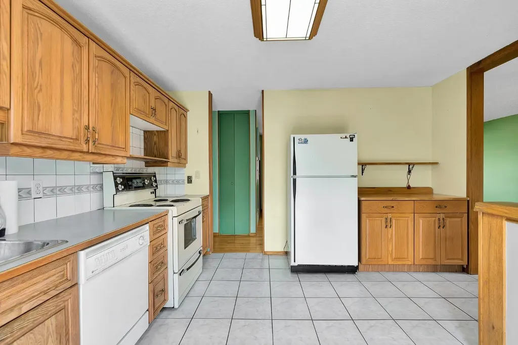 4127 Maryvale Road NE Calgary AB T2A 2T7