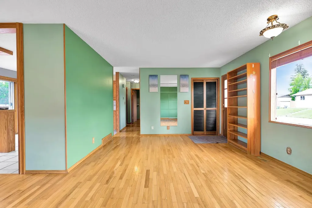 4127 Maryvale Road NE Calgary AB T2A 2T7