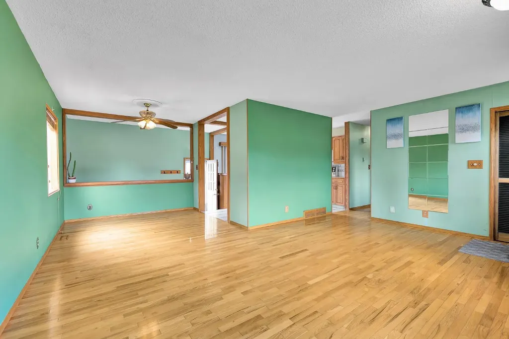 4127 Maryvale Road NE Calgary AB T2A 2T7