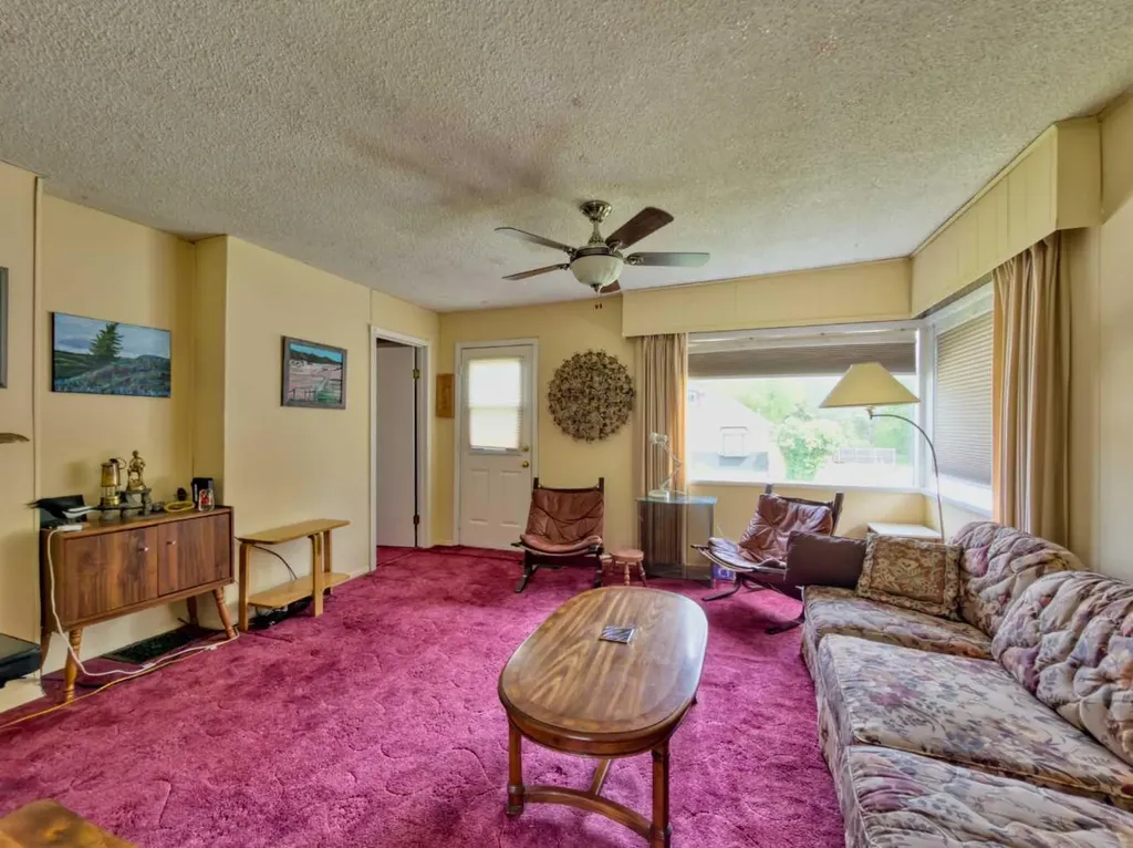 22830 6 Avenue Hillcrest AB T0K1C0