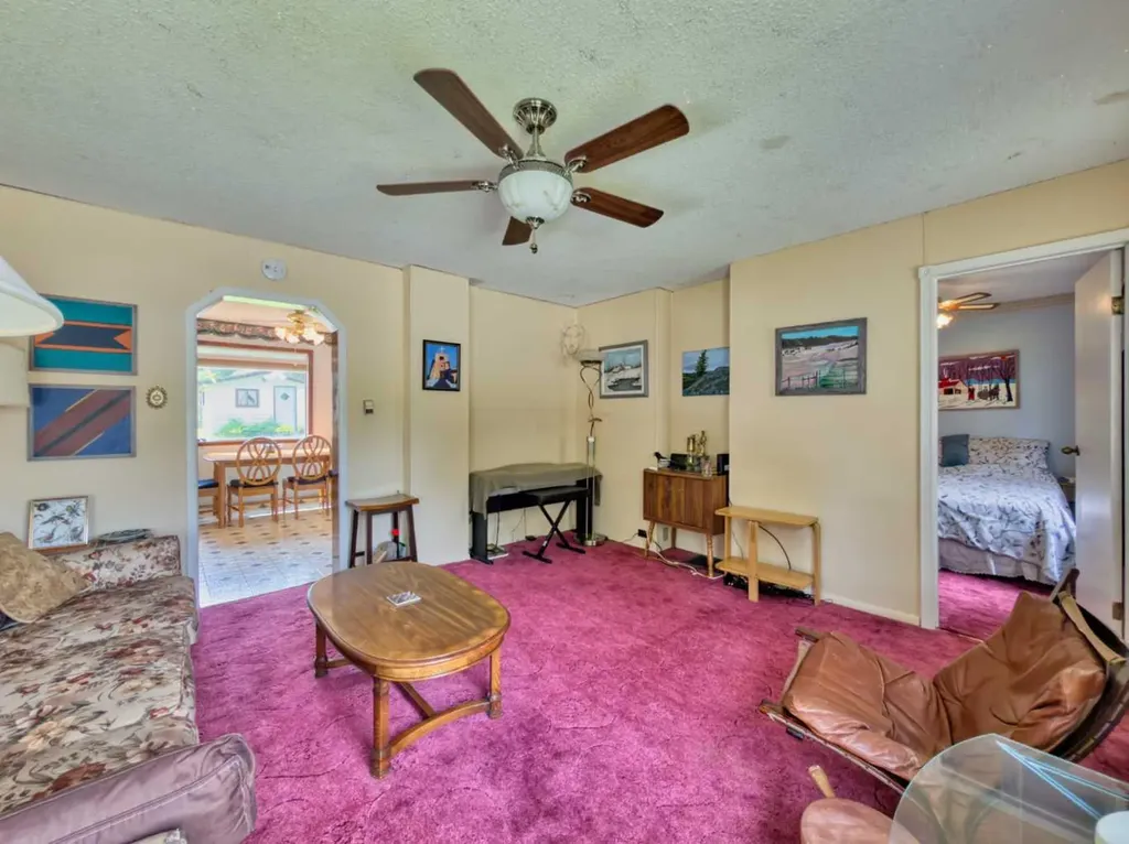 22830 6 Avenue Hillcrest AB T0K1C0
