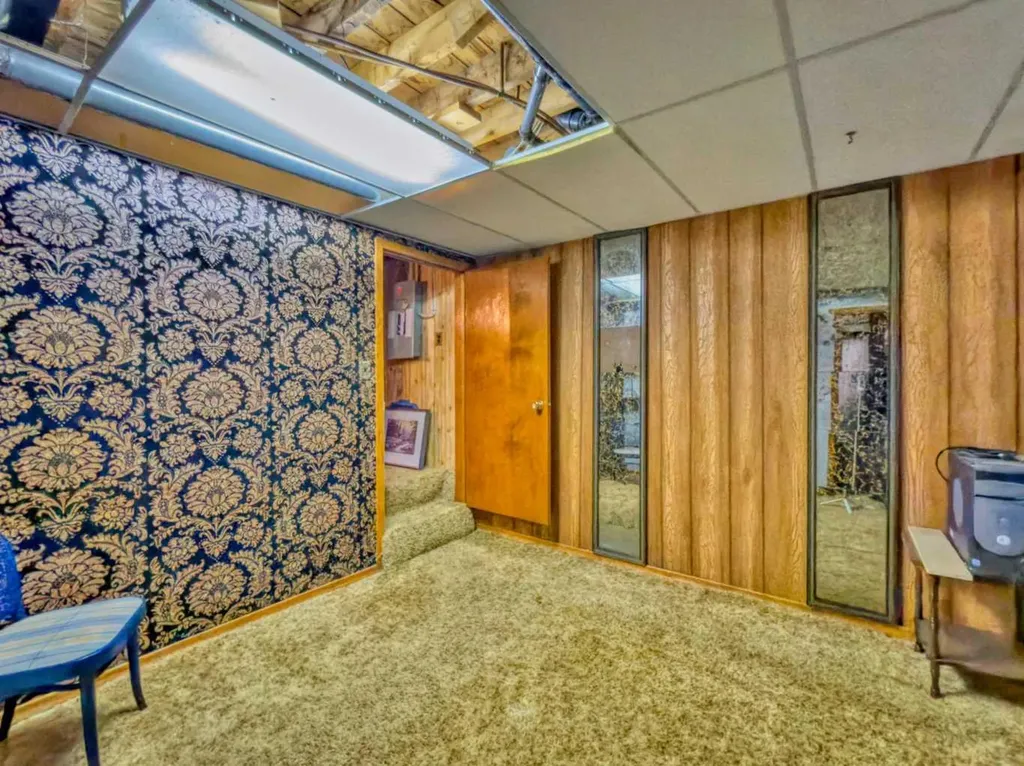 22830 6 Avenue Hillcrest AB T0K1C0