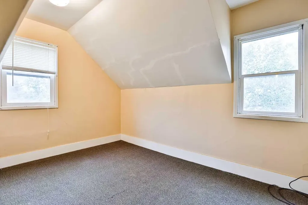 221 1 Street S Lomond AB T0L 1G0