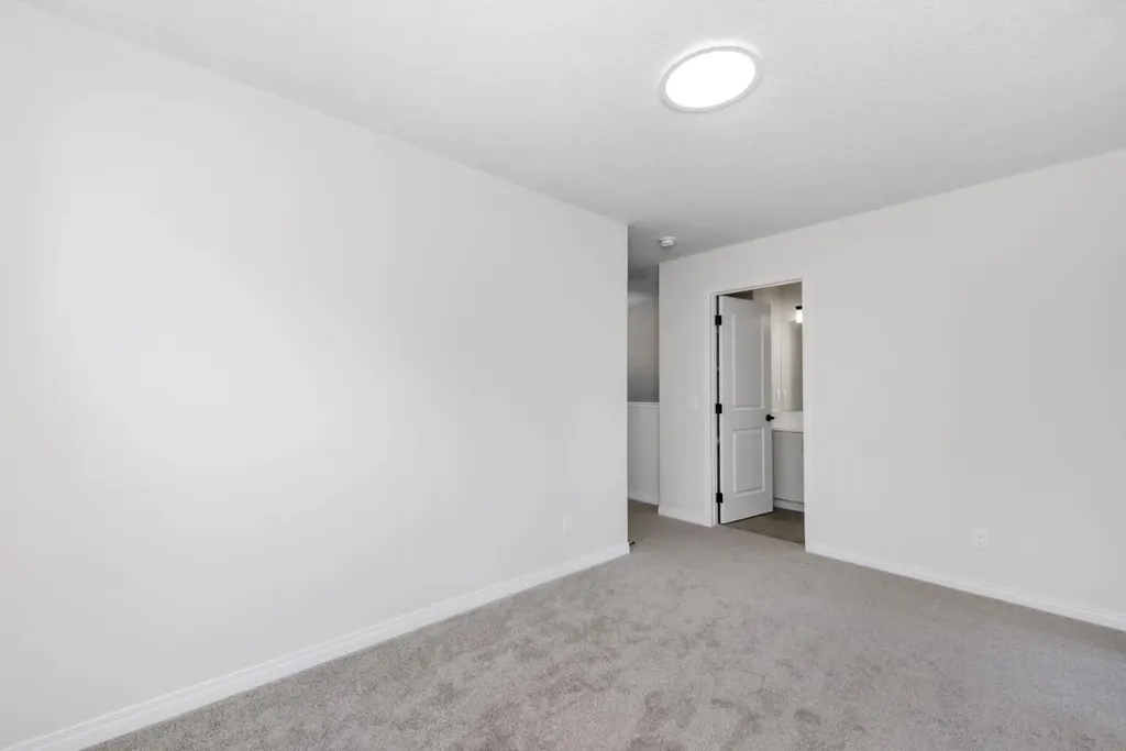 115 Huxland Road NE Calgary AB T2A5Z9