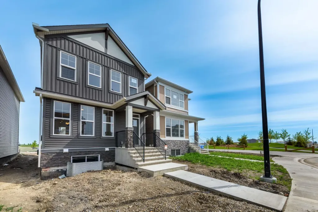 115 Huxland Road NE Calgary AB T2A5Z9