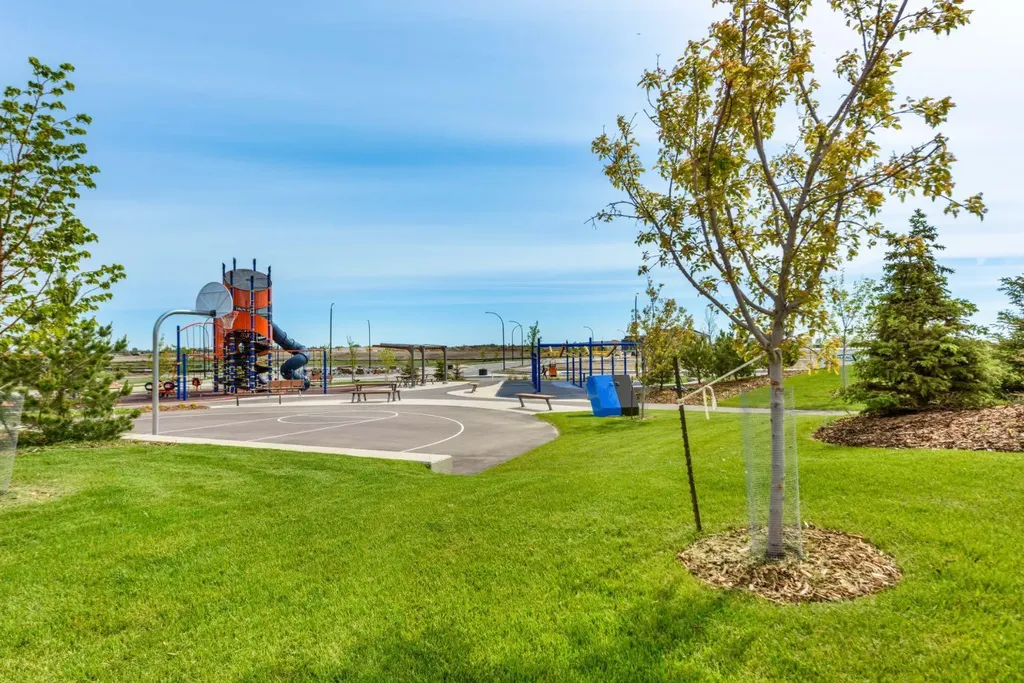 115 Huxland Road NE Calgary AB T2A5Z9