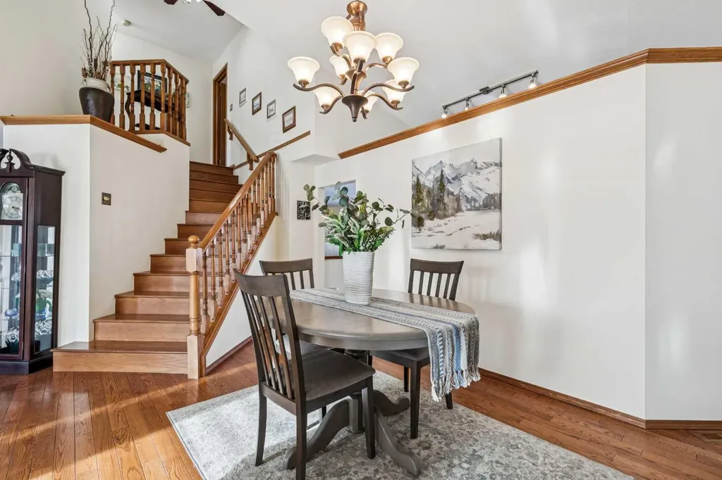 20 Macewan Ridge View NW Calgary AB T3K 3W2