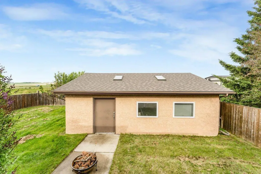5521 46 Street Rimbey AB T0C 2J0