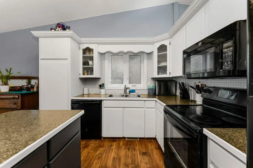5521 46 Street Rimbey AB T0C 2J0