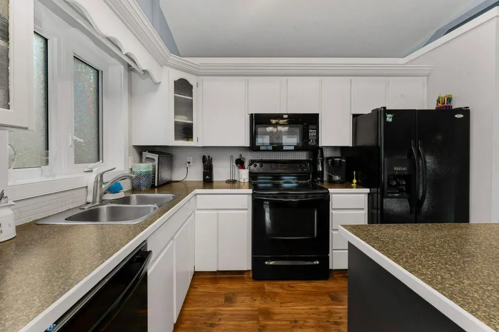 5521 46 Street Rimbey AB T0C 2J0