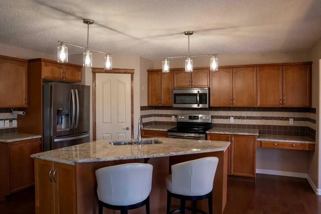 329 Springmere Way Chestermere AB t1x 1n9