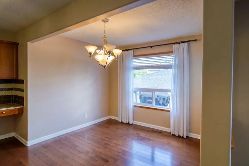 329 Springmere Way Chestermere AB t1x 1n9
