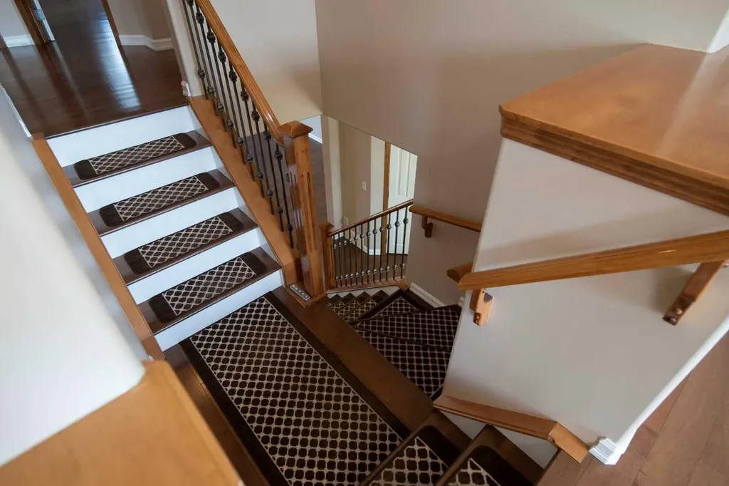 329 Springmere Way Chestermere AB t1x 1n9