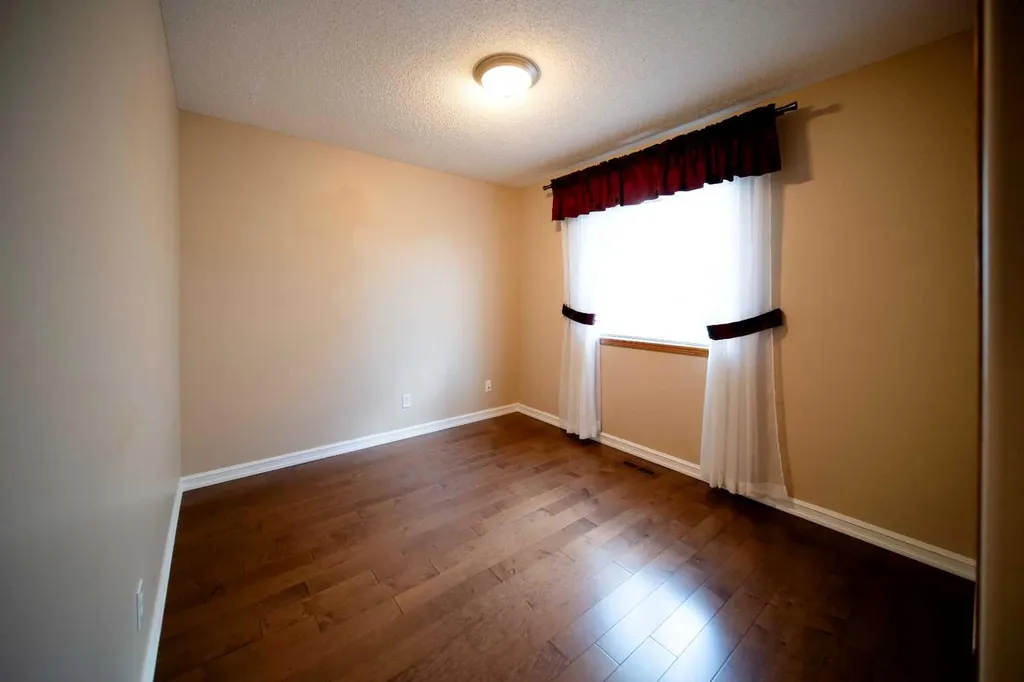 329 Springmere Way Chestermere AB t1x 1n9