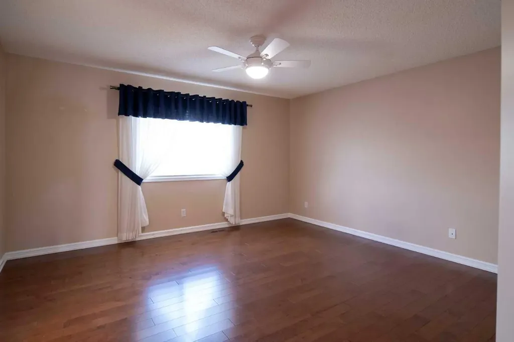 329 Springmere Way Chestermere AB t1x 1n9