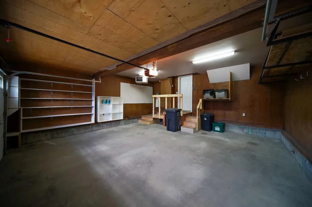 329 Springmere Way Chestermere AB t1x 1n9