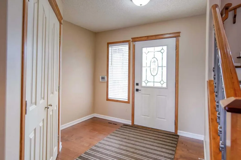 329 Springmere Way Chestermere AB t1x 1n9
