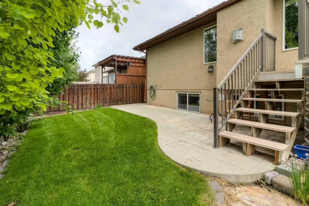 44 Fairmont Park Landing S Lethbridge AB T1K 7L1