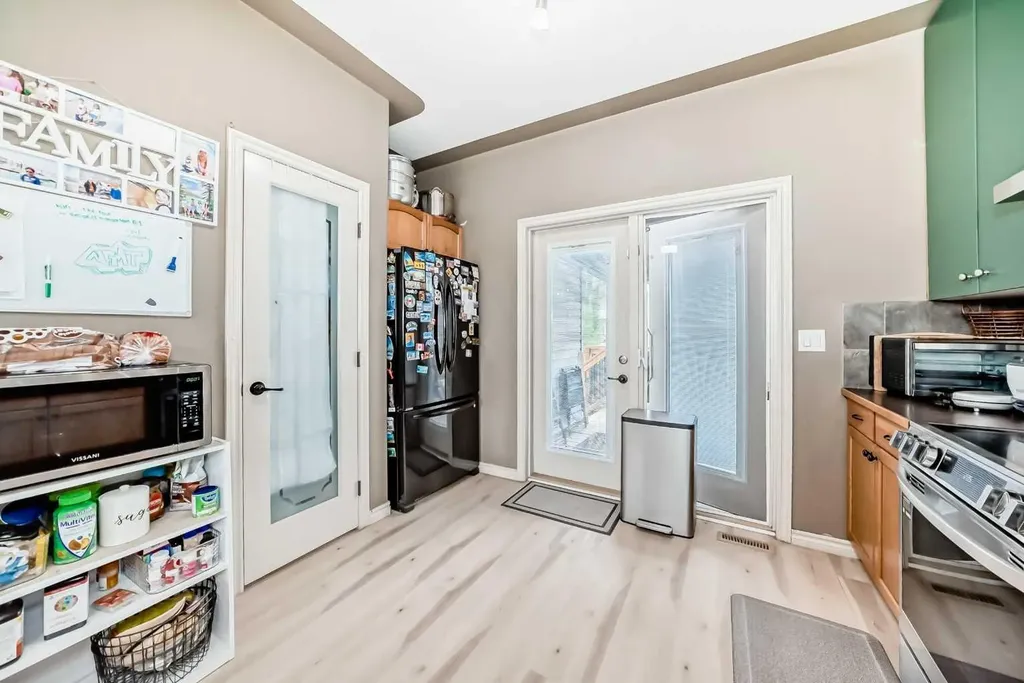19 Charles Avenue Red Deer AB T4P 0L8