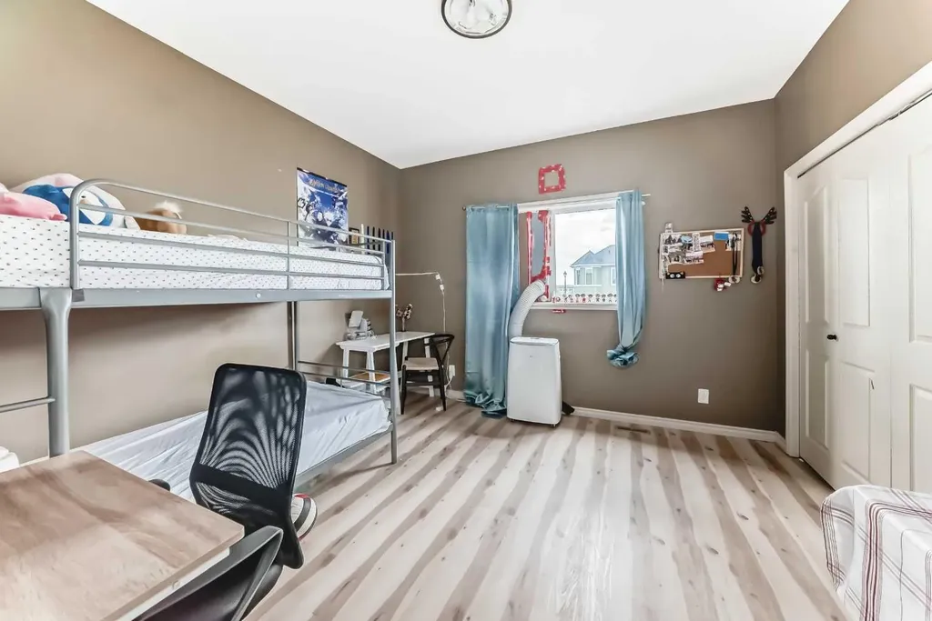 19 Charles Avenue Red Deer AB T4P 0L8