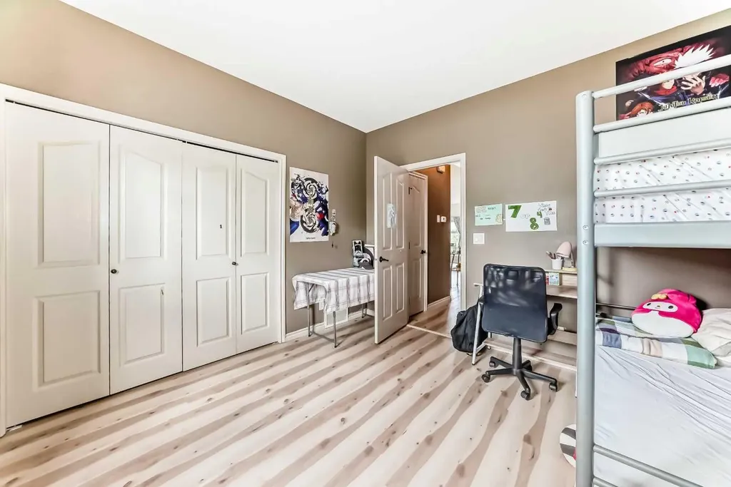 19 Charles Avenue Red Deer AB T4P 0L8