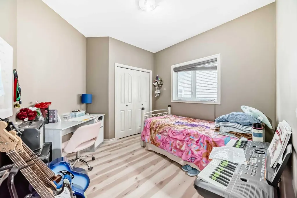 19 Charles Avenue Red Deer AB T4P 0L8