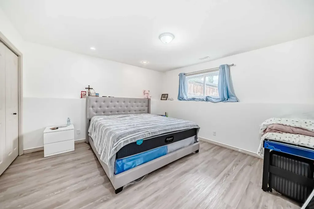 19 Charles Avenue Red Deer AB T4P 0L8