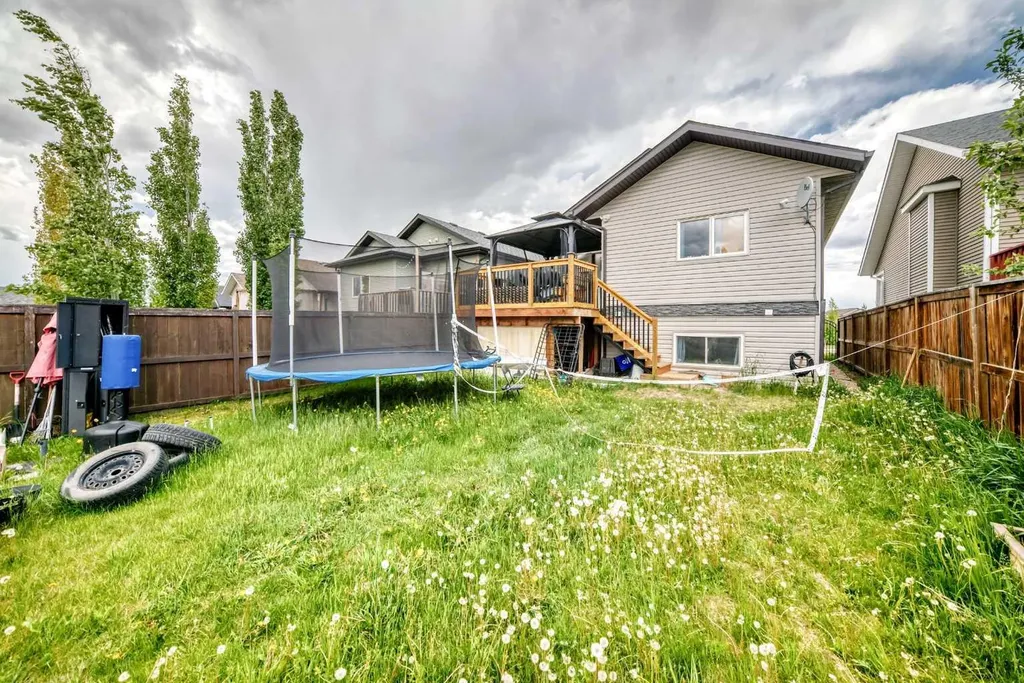 19 Charles Avenue Red Deer AB T4P 0L8
