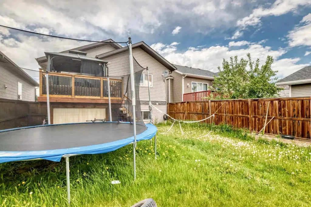 19 Charles Avenue Red Deer AB T4P 0L8