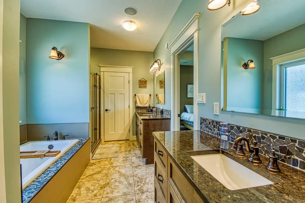 1116 Stacey Drive Beaverlodge AB T0H 0C0